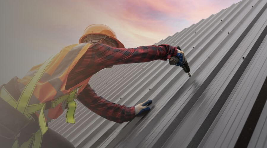 Professional gutter cleaning in Baldwin, ND